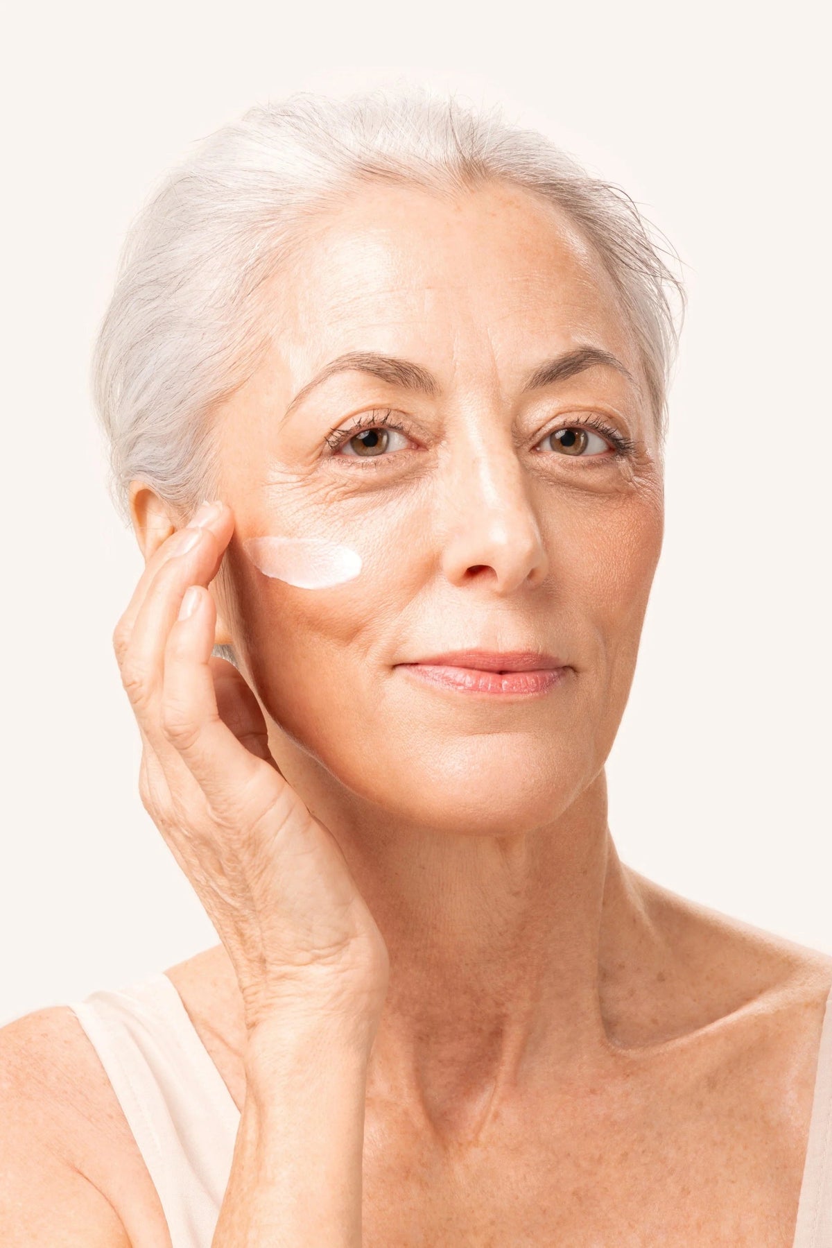 Mavala Anti-Age Pro Kronobiyolojik Gündüz Kremi 45ml kullanım ve ürün görseli
