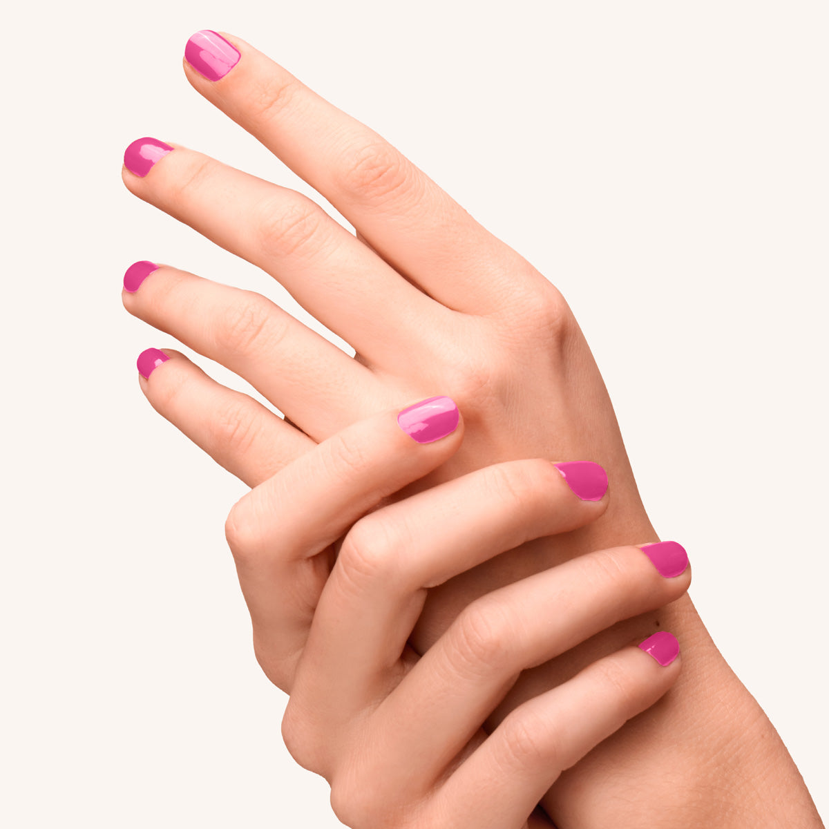 Mavala Mini Color Oje 168 South Beach Pink 5 ml renk ve uygulama görünümü
