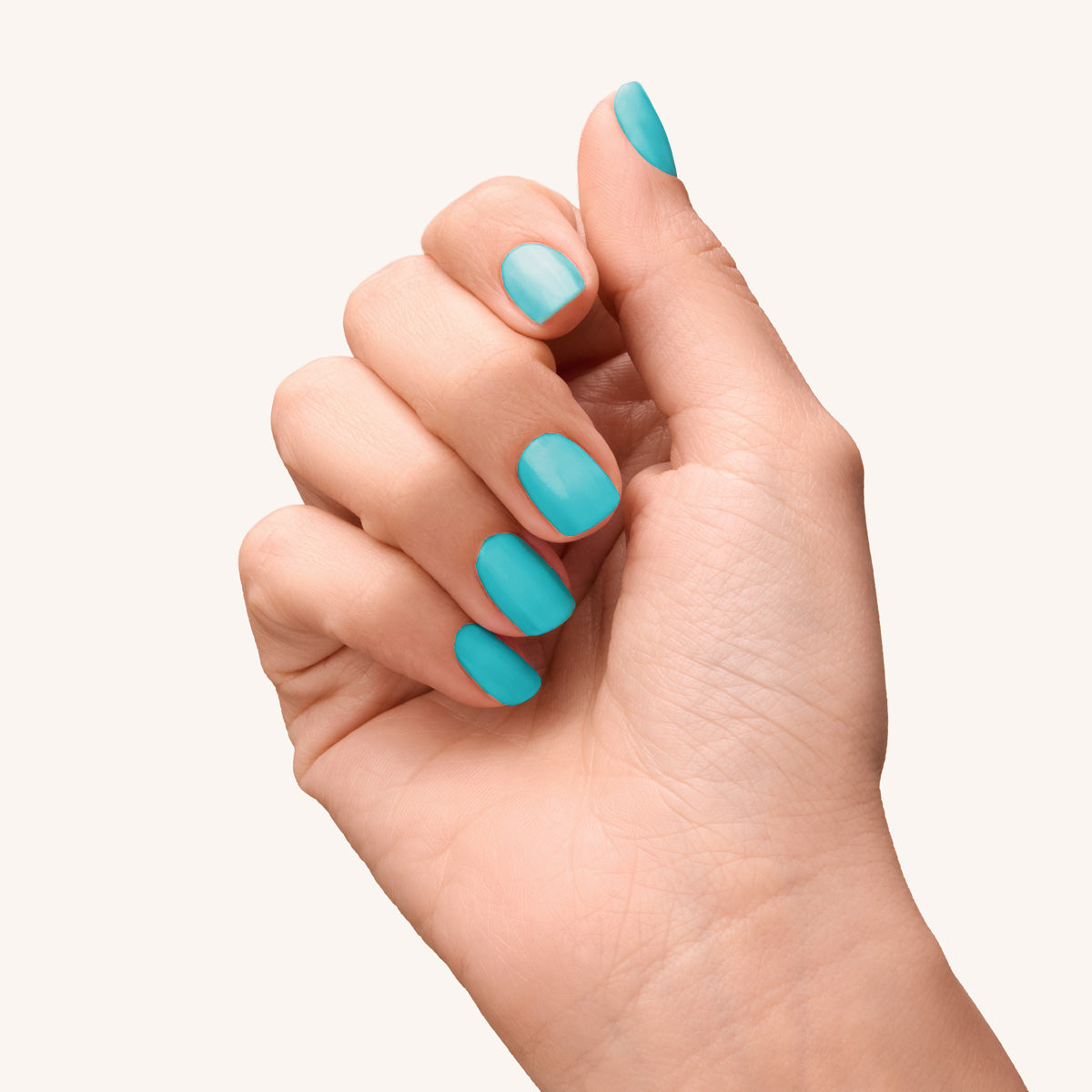 Mavala Mini Color Oje 171 Blue Curacao 5 ml renk ve uygulama görünümü