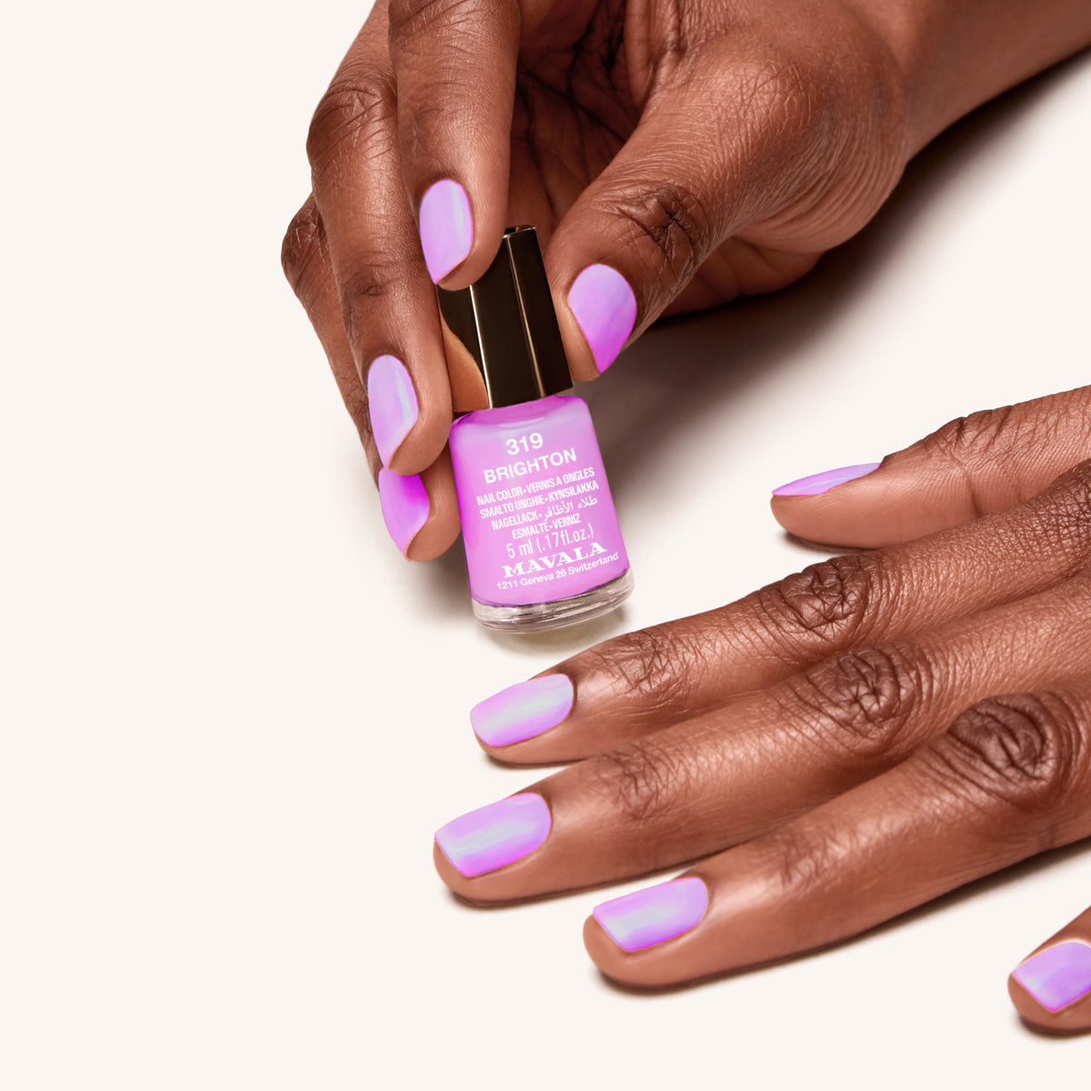 Mavala Mini Color Oje 319 Brighton 5 ml renk ve uygulama görünümü