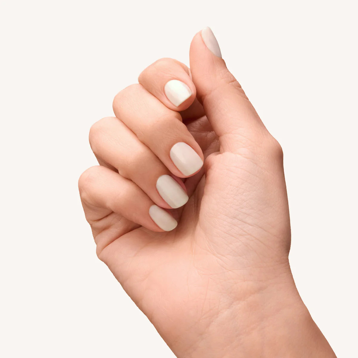 Mavala Mini Color Oje 47 İzmir 5 ml renk ve uygulama görünümü